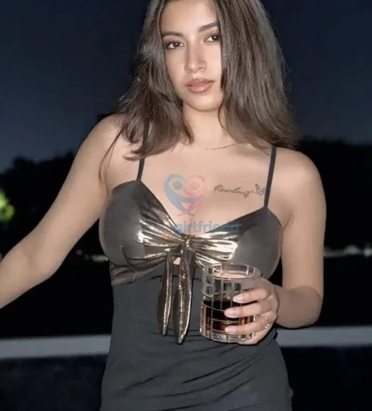 Call Girl Mumbai - Charita
