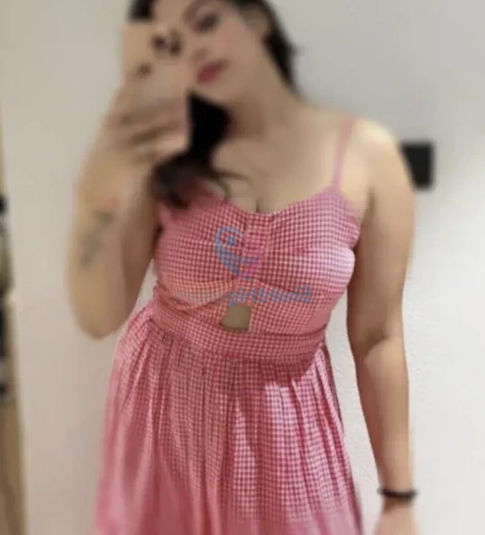 Call Girl Mumbai - Niyati Kapoor photo 5
